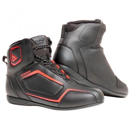 Scarpe moto impermeabili Dainese Raptors D-Wp nero rosso black red fluo waterproof shoes